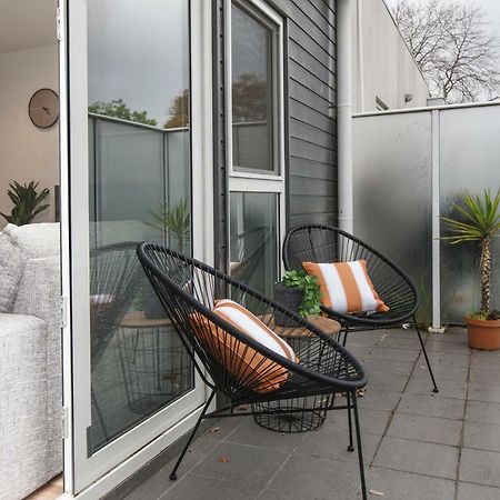 Heart Of Highett Apartment By Ready Set Host 멜번 외부 사진